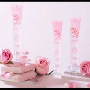 Bundle Touch in Soul No Poreblem Priming Ipsy Bag